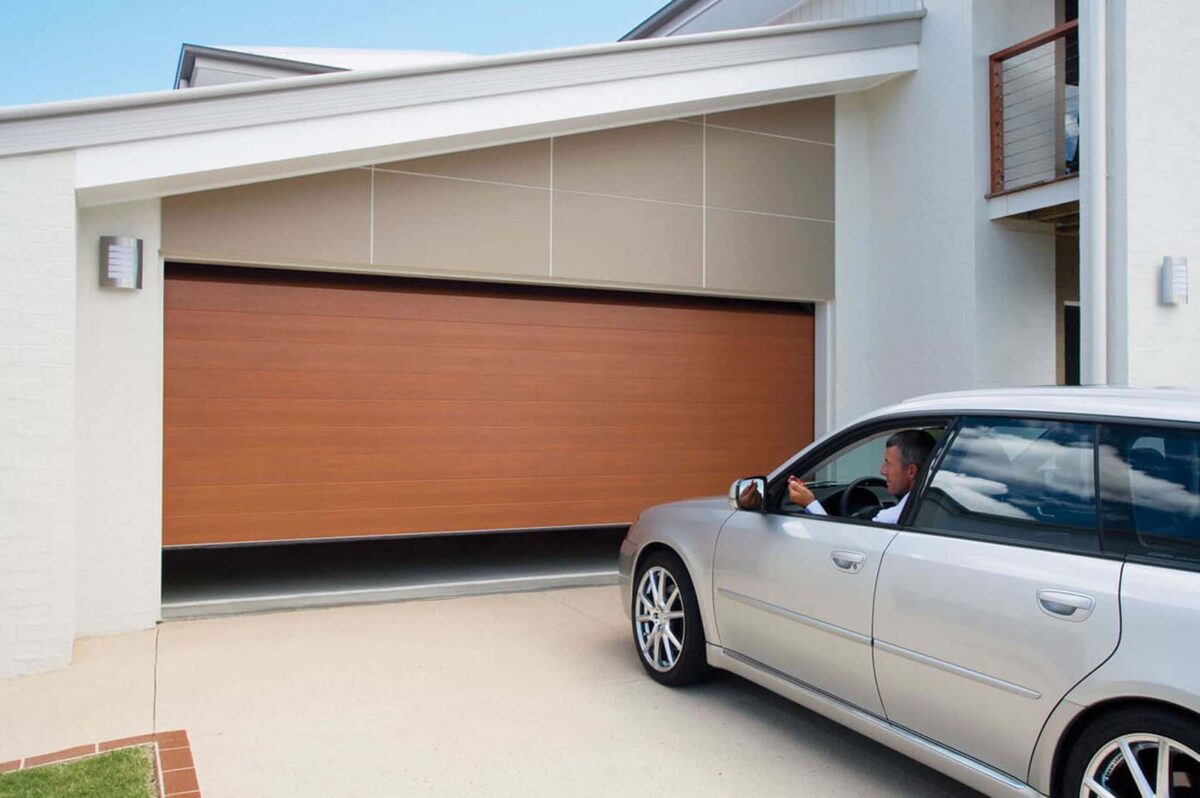 Main Reasons Why You Should Buy an Electric Garage Door Slams Shut