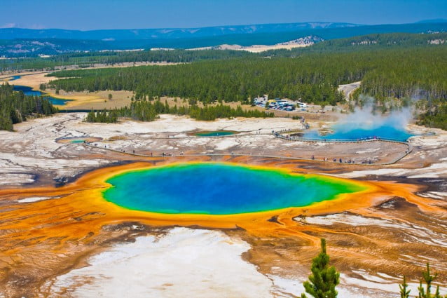 A Comprehensive Guide to Planning Your Yellowstone National Park Adventure