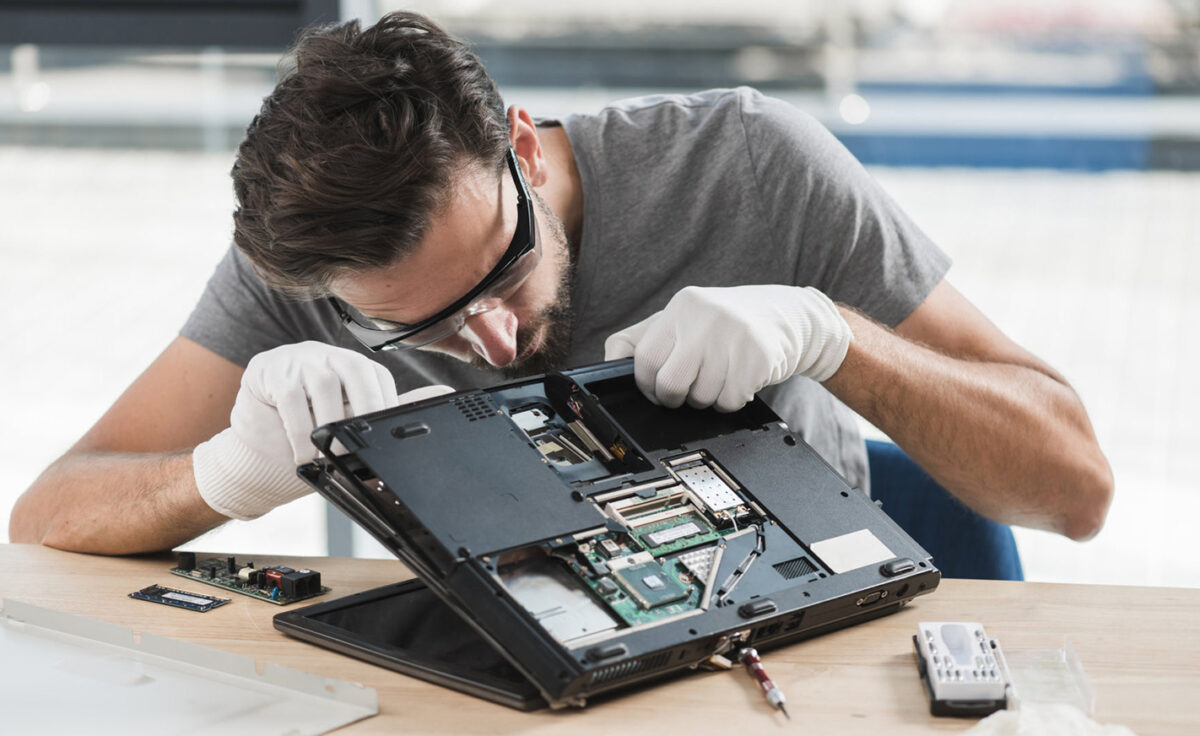 Laptop Battery Replacement in Brisbane || Computer Repair Brisbane