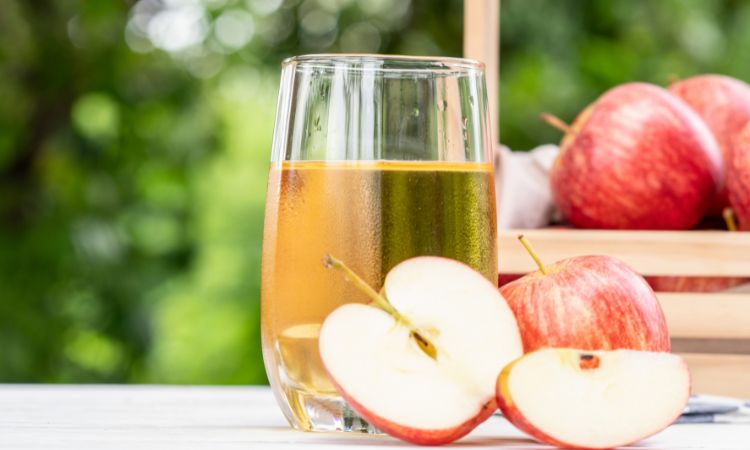 Navigating the Organic Apple Juice Boom: Market Trends, Consumer Insights, and Strategic Considerations