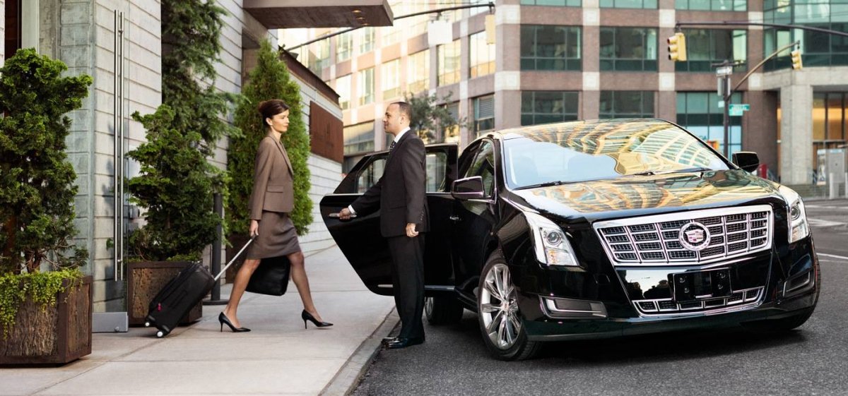 Luxury chauffeur services in Stoke-on-Trent