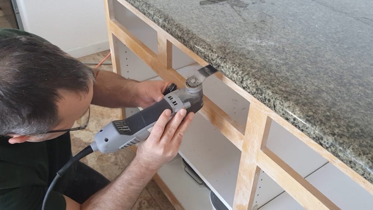 A Step-by-Step Guide: How to Remove Granite Countertops