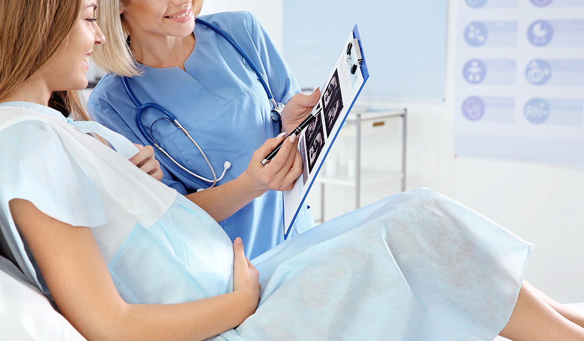 Best Obstetrician in Dubai: Ensuring Safe Motherhood and Joyful Beginnings