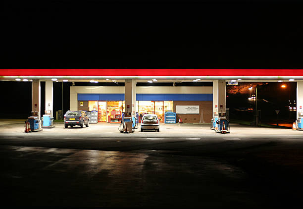 Are There Any 24-Hour Gas Stations In Downtown Vancouver?