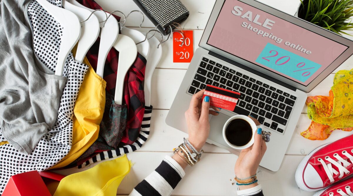 Money-Saving Hacks for the Digital Shopper: Insights from theDiscountCodes