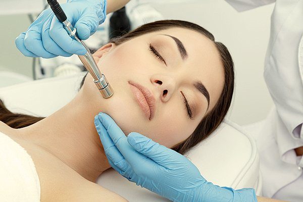 The Role of Dermal Pigmentation in Dubai in Healing Scars