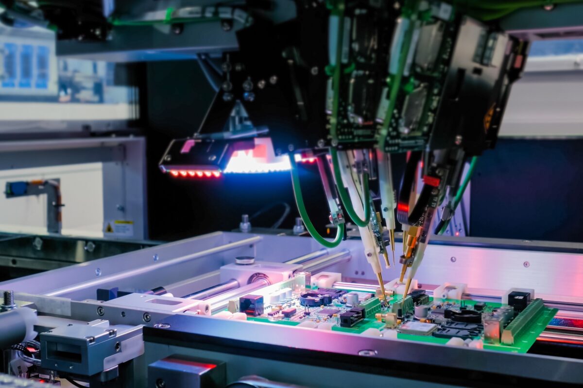 Electronic Manufacturing Services: 7 factors to choose best one!