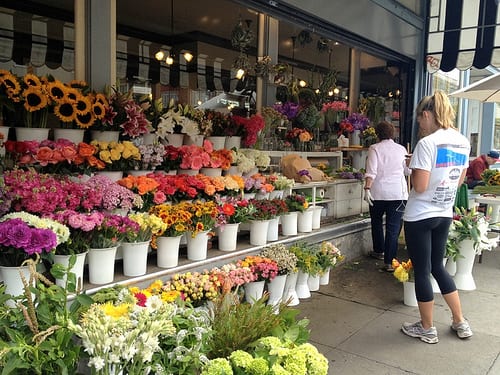 Finding the Finest Blossom Shop Dubai: Almumtaz Blooms
