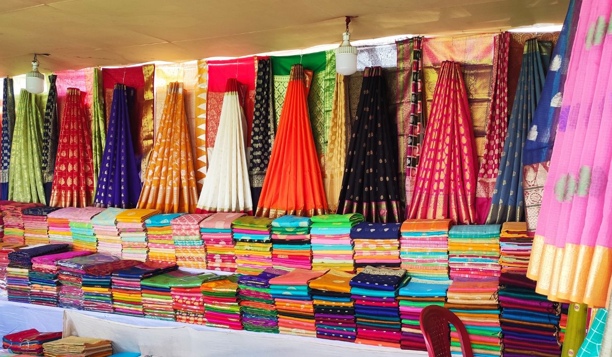 Guide to Choosing the Perfect Wedding Party Saree in Sri Lanka