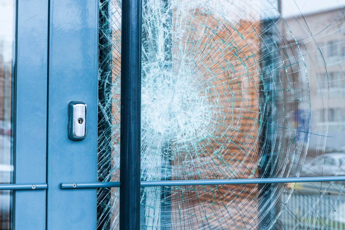 Residential Broken Glass Repair Services in Fairfax VA