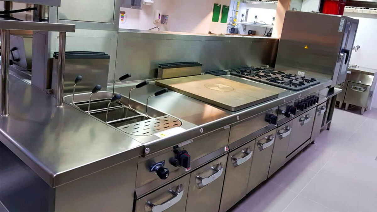 Expert Guide to Kitchen Equipment in Dubai | Marox Catering