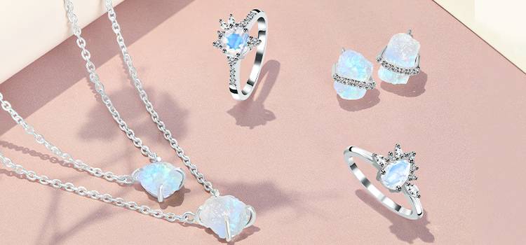 Why Should You Choose Moonstone Jewelry for Healing?