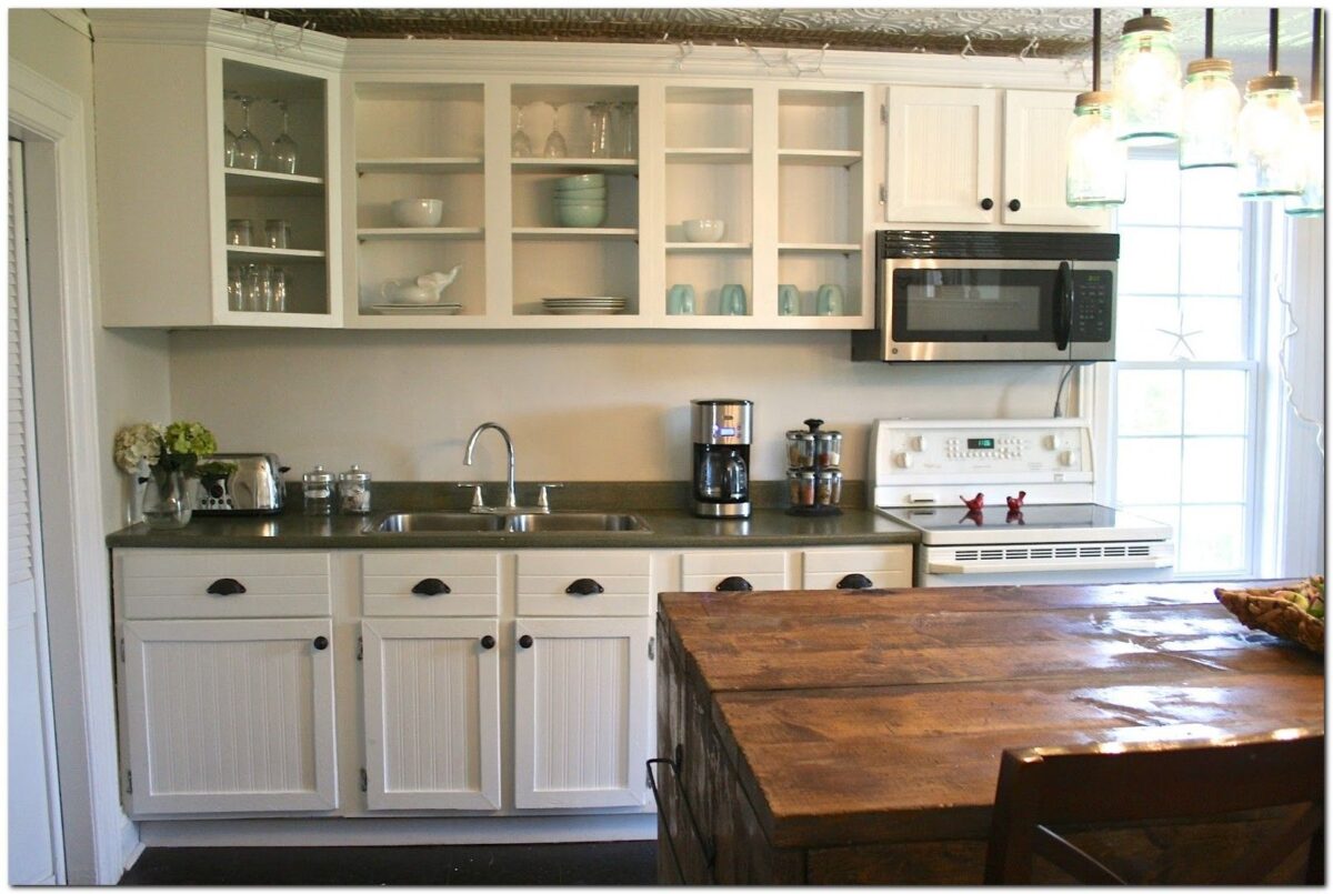 Kitchen cabinet makeover Services in Westhampton NY