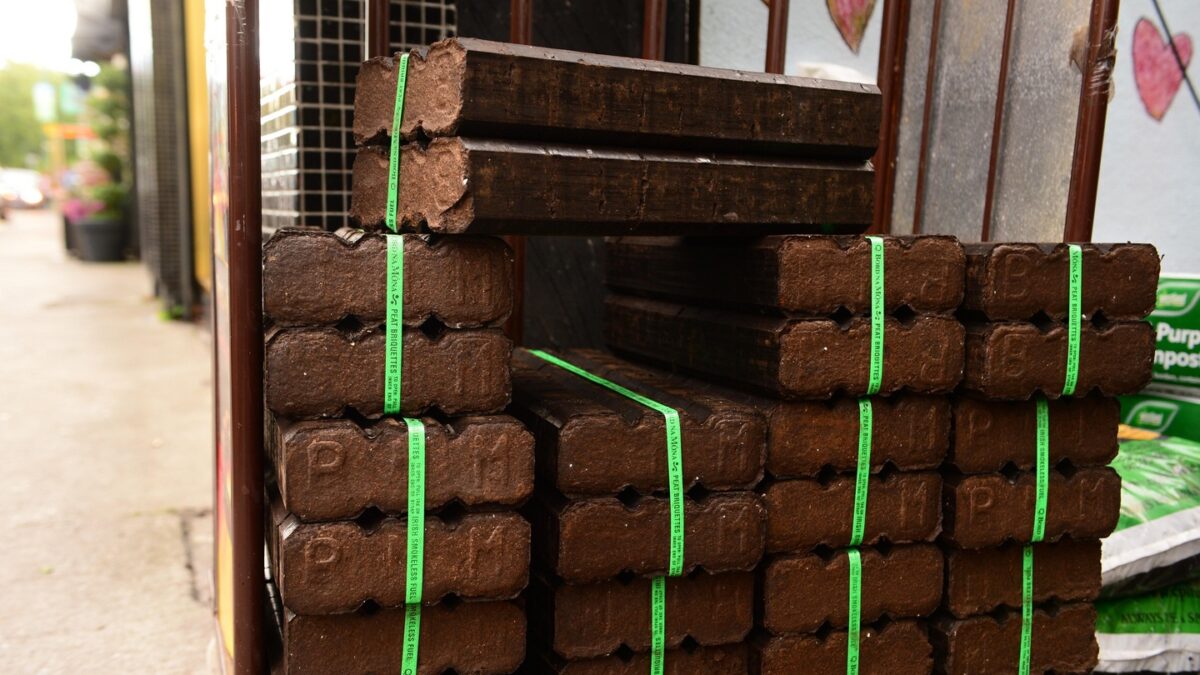 A Comprehensive Guide if you are considering to buy Peat Briquettes and Paraffin