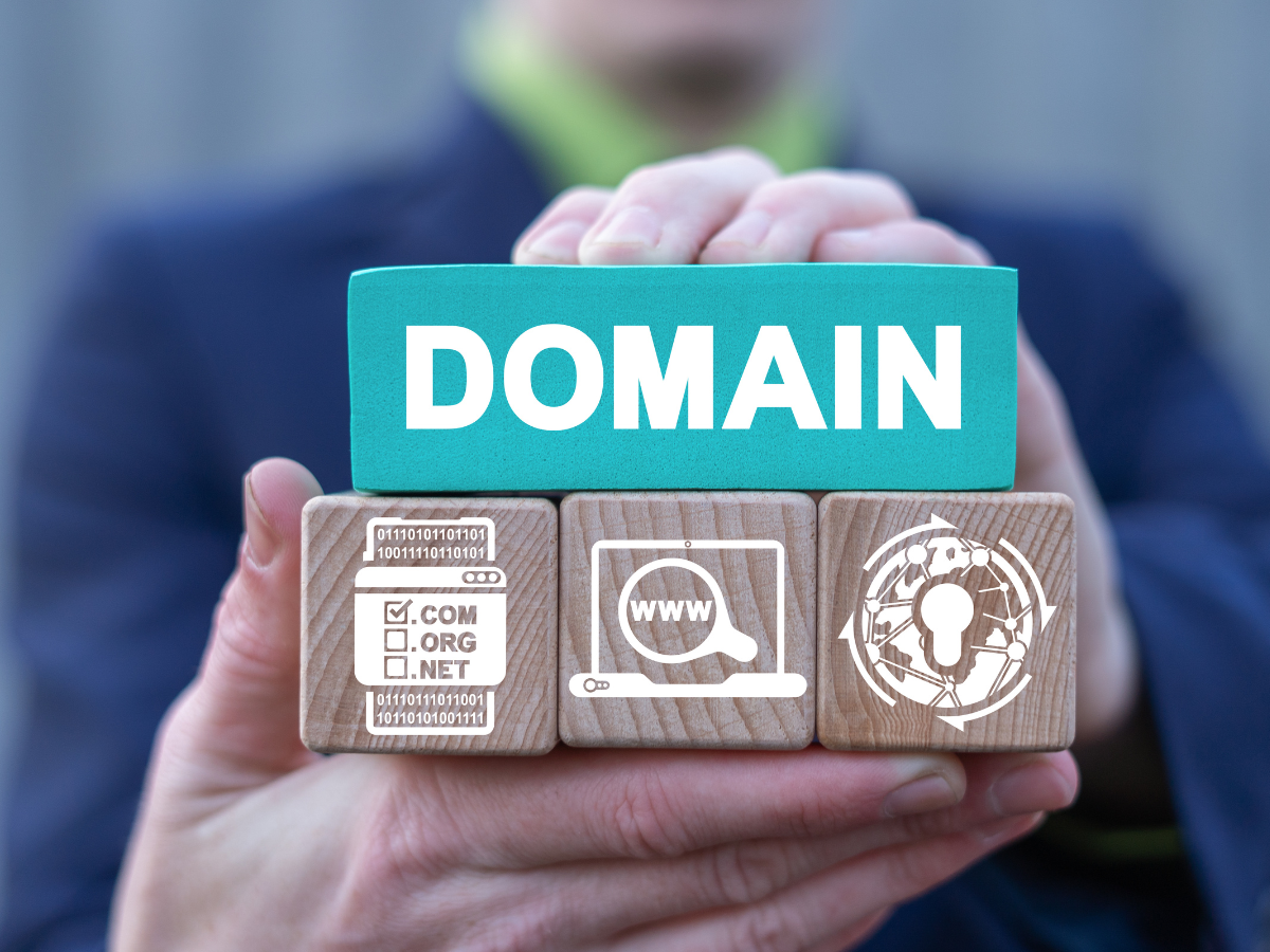 Best Practices for Choosing a Domain Name that Stands Out