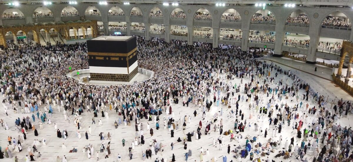 What Makes the Best Umrah Package from USA Worth Your Time