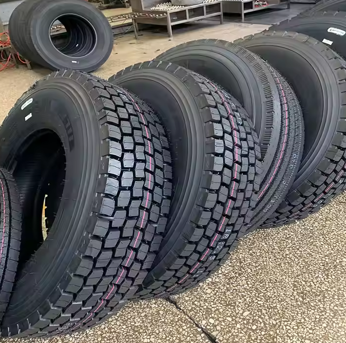 11R22.5 Tires