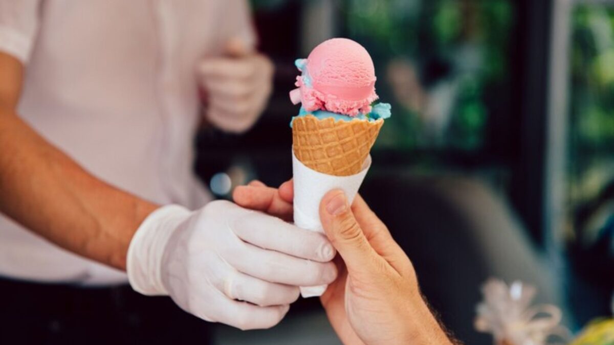 Chill Out with Ice Cream Rentals in Brampton and Kitchener