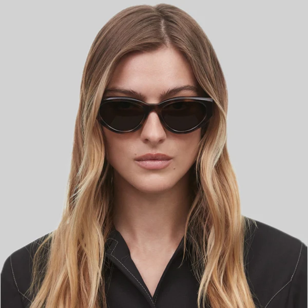 Stylish Sunglasses for Women – Elevate Your Look with Trendy Shades