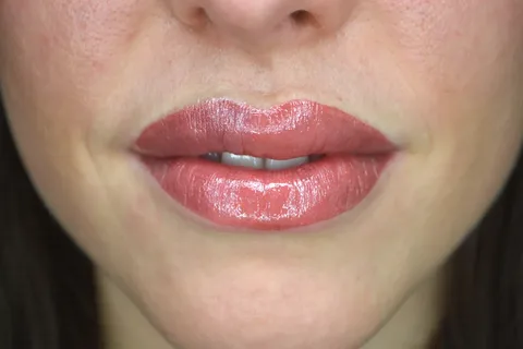 touch-up for Aquarelle lips