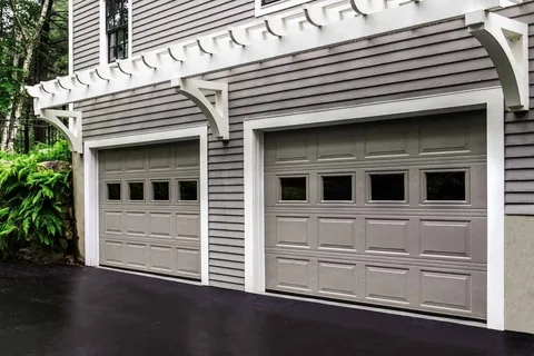 Finding the Best Automatic Door Contractors in Pine Bluff, AR