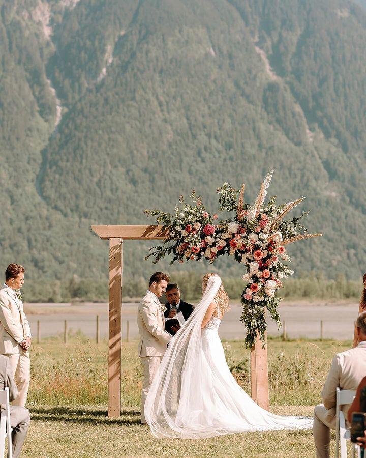 How to Ensure Quality and Style with Your Wedding Rentals?