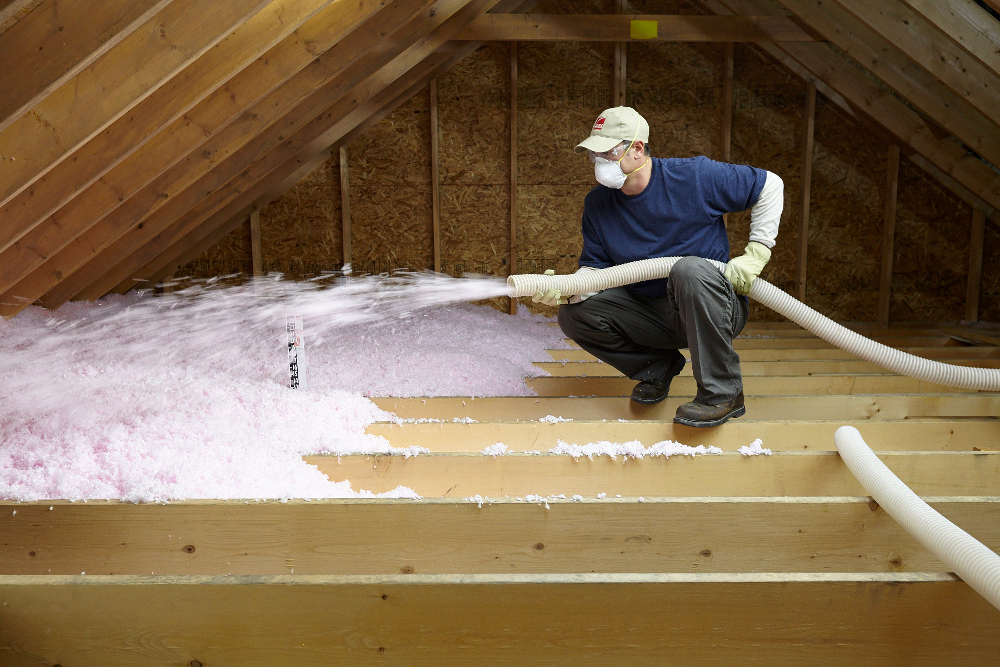 Unveiling the Benefits of Blown-In Insulation Services for Tampa Homes