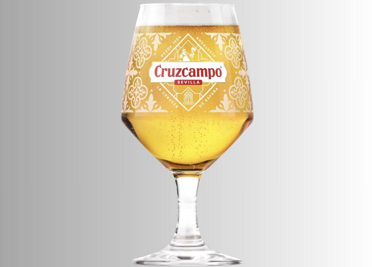 Cruzcampo – Why This Spanish Lager is the Ultimate Crowd-Pleaser for UK Parties