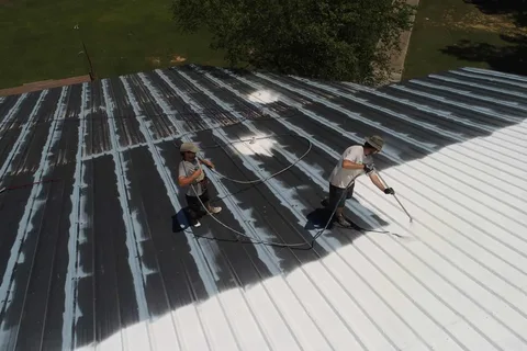 roof coating contractor