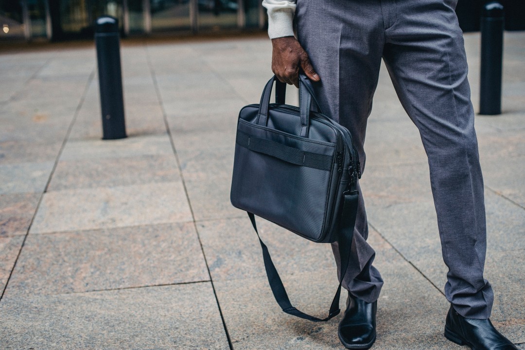 How Do Leather Cases Benefit Business Professionals?