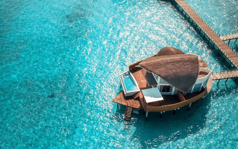 Top 5 Must-Visit Islands in the Maldives for First-Time Travelers