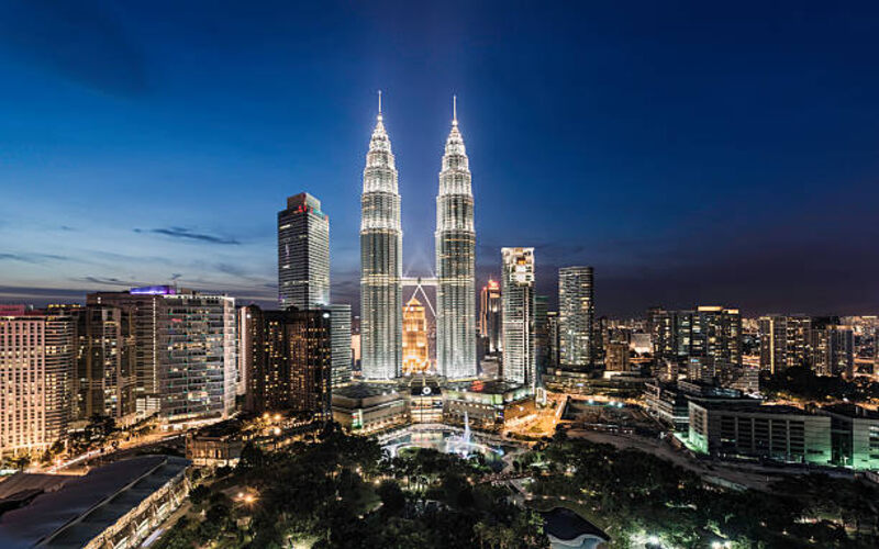 5 Exciting Things to Do in Malaysia: From Cityscapes to Rainforests