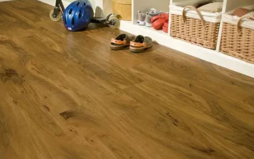 Why Waterproof Vinyl Plank Flooring Is the Best for Busy Households