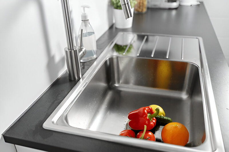 stainless steel kitchen sinks