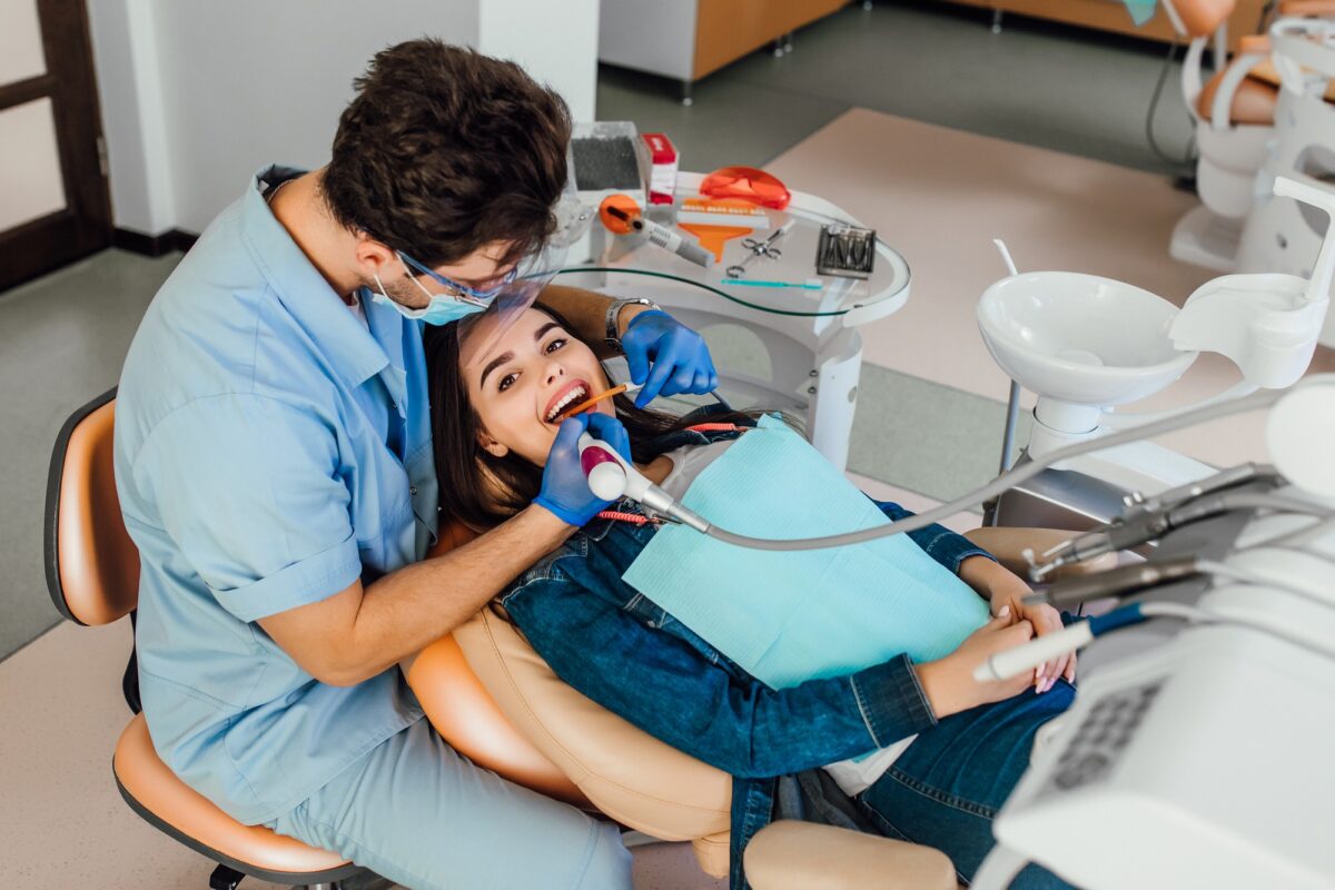 cosmetic dentist brampton