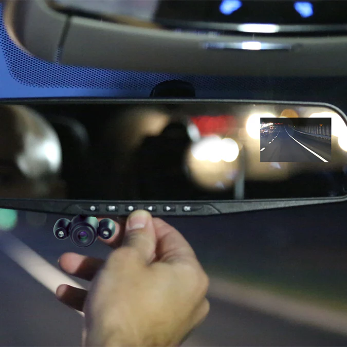 Comparing Rear View Mirror Dash Cams: HD Mirror Cam vs. RoadAngelGroup