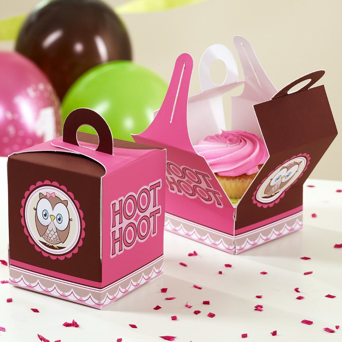 Custom Cupcake Boxes Wholesale: Packaging with Logo & Containers